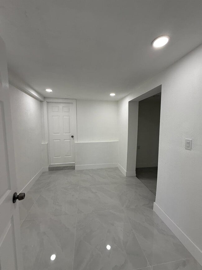 Photo - 4400 SW 36th St House