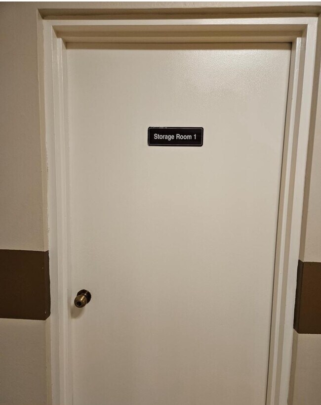 Foto del edificio - 5501 Seminary Rd