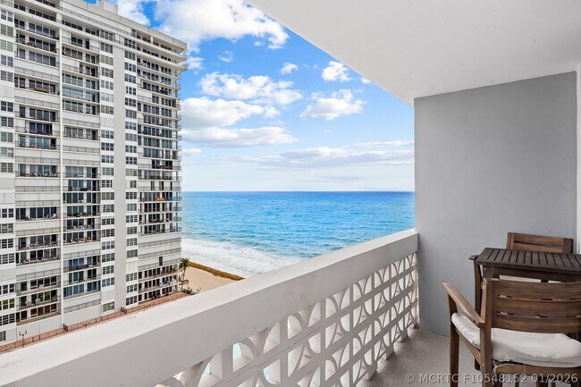 Foto del edificio - 4250 Galt Ocean Dr