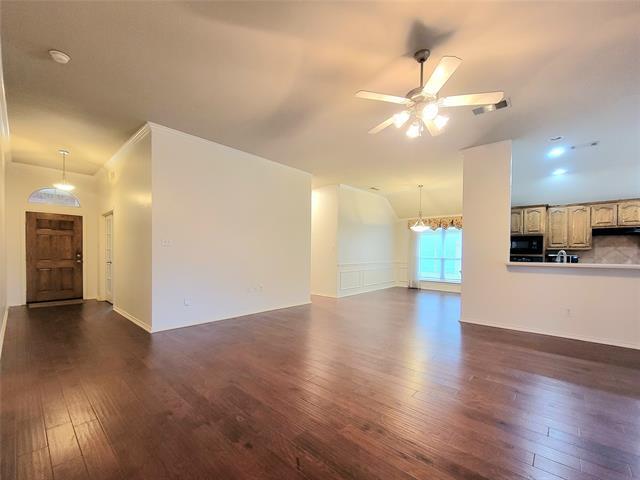 Foto del edificio - 6505 Bluebird Dr