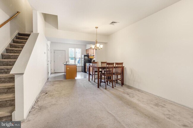 Foto del edificio - 743 S 13th St