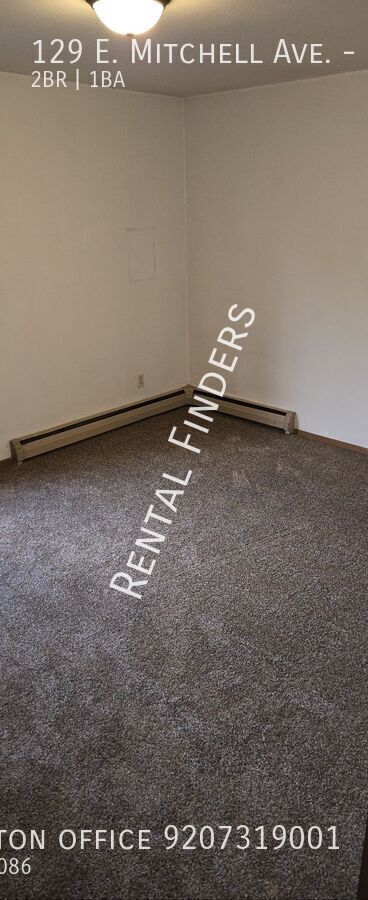 Building Photo - 129 E Mitchell Ave