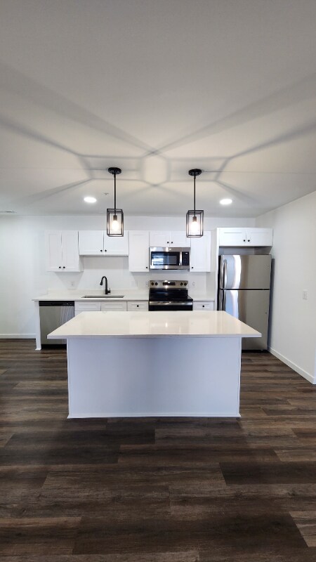 Foto principal - 865-851 Arthur Dr