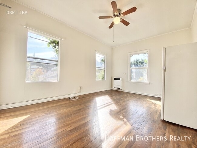 Building Photo - 836 Sanborn Ave