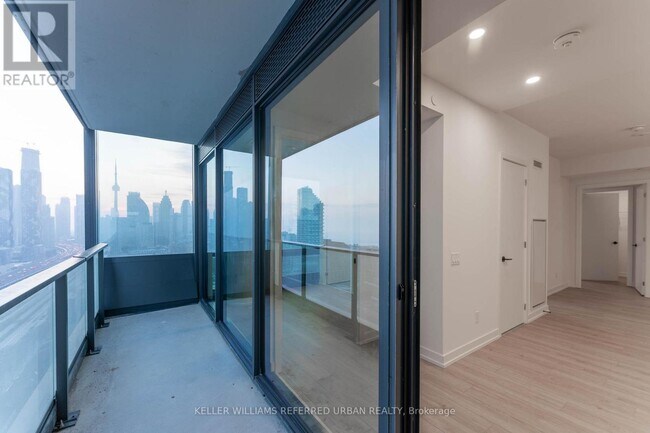 Photo du bâtiment - 35 Parliament St