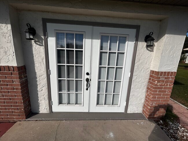 Building Photo - 1518 Mississippi Ave