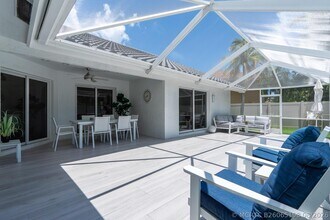 Building Photo - 23246 L'Ermitage Cir