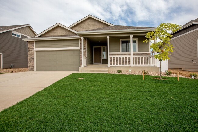 Building Photo - 8611 15th St Rd