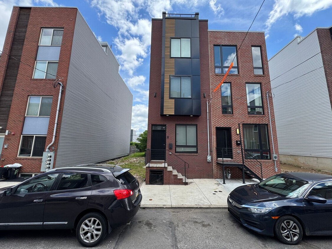 Primary Photo - New Construction 3-Bedroom Townhome with F...