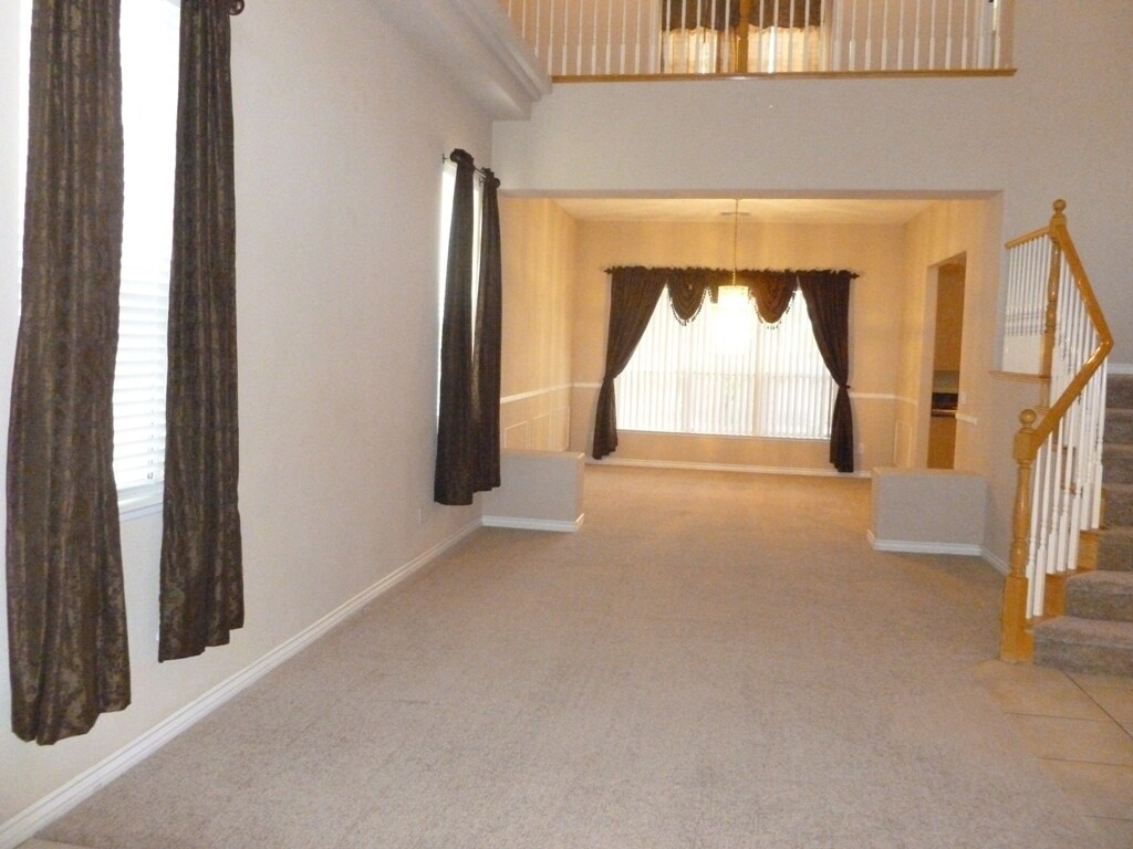Primary Photo - 6201 Dartle St