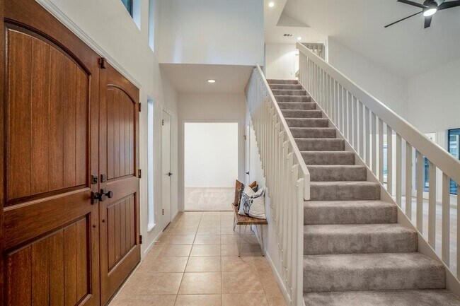Building Photo - 16 Mellow Leaf Ct