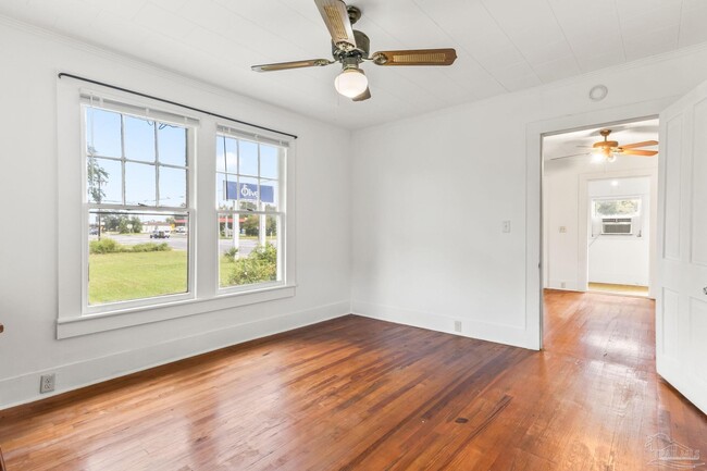 Building Photo - 209 S Navy Blvd