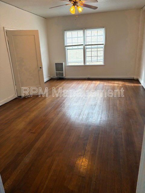 Building Photo - 1523 N McCadden Pl