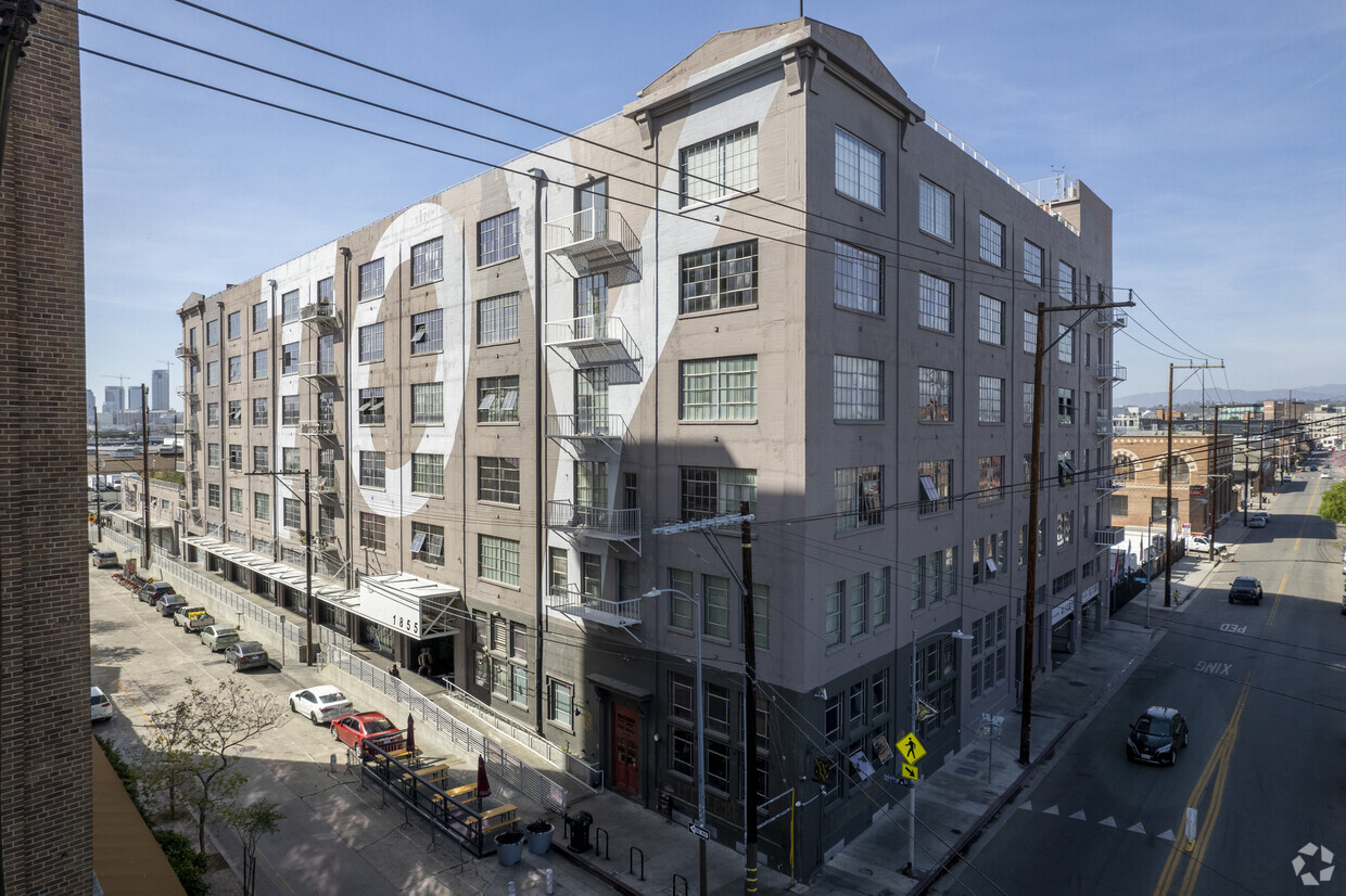 1855 Industrial St - Toy Factory Lofts