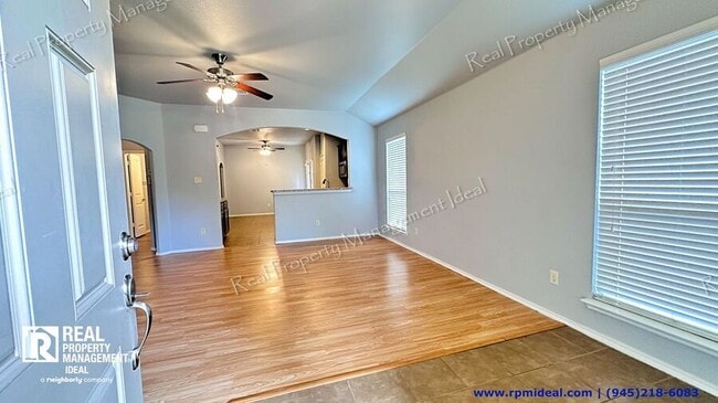 Building Photo - 4037 Merriman Dr