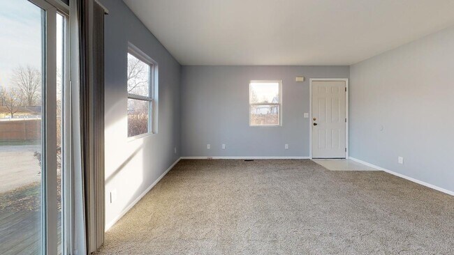 Living Room - 2401 Washington Ave