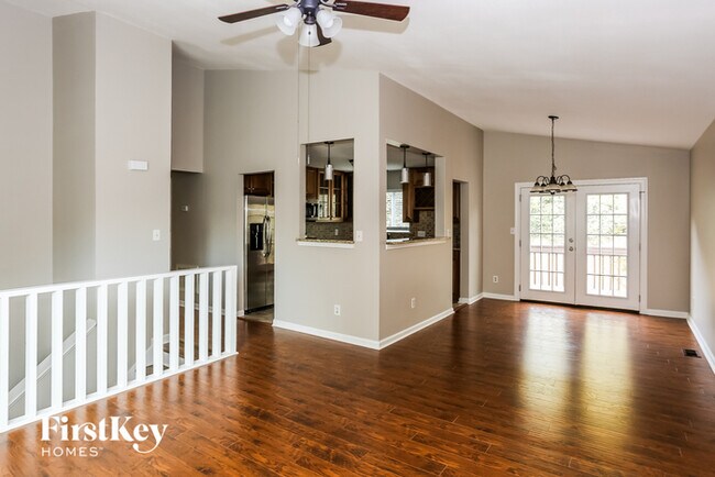 Foto del edificio - 6015 Twickingham Ct