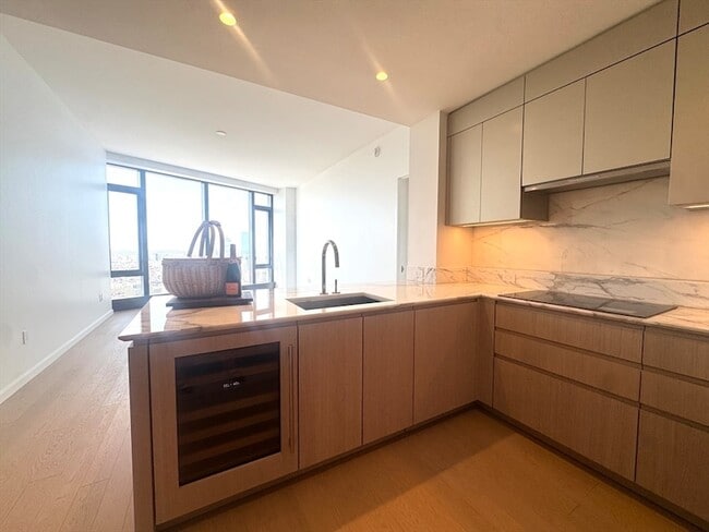 Building Photo - 682 Atlantic Ave