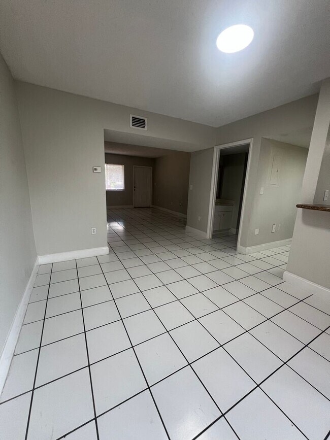 Building Photo - 11584 NW 39th St