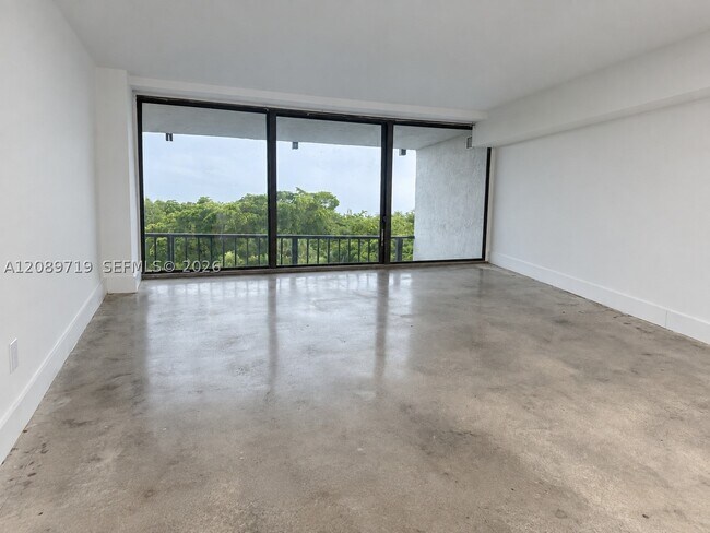 Foto del edificio - 5781 Biscayne Blvd