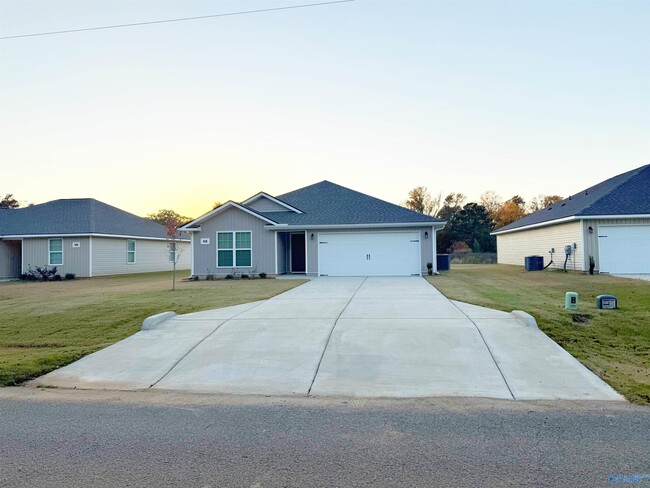 Building Photo - 118 Fuller Dr