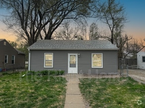 Building Photo - 2810 S Crawford St