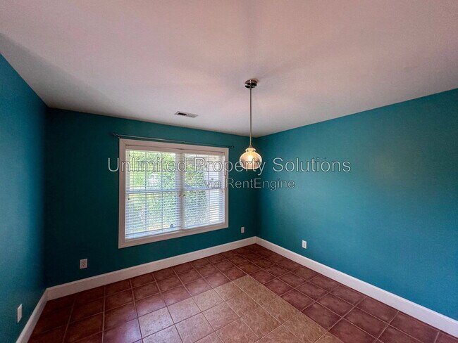 Foto del edificio - 23 Creekstone Ln