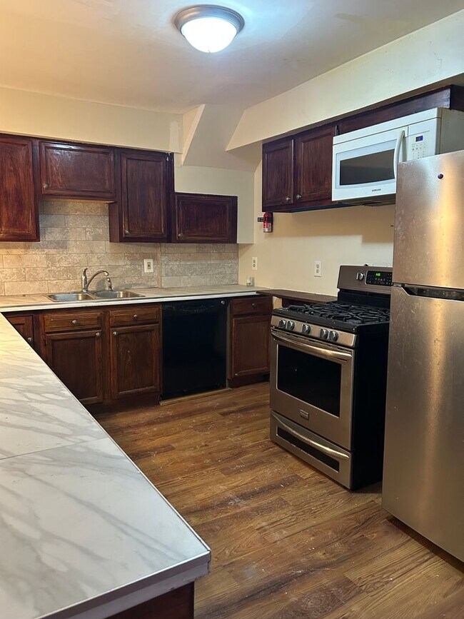 Foto del edificio - 52 N 18th St