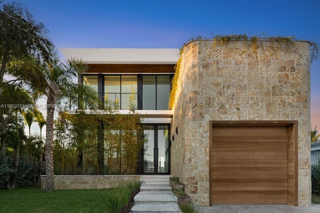 Building Photo - 701 86th St