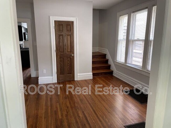 Foto del edificio - 1701-1707 N. Summit Street