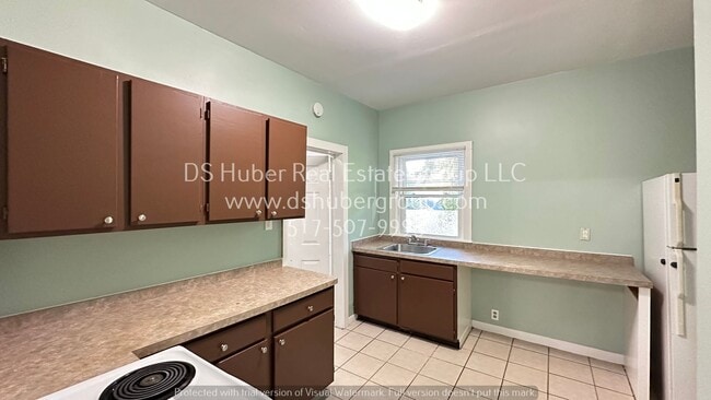 Photo - 923 Cleveland St House