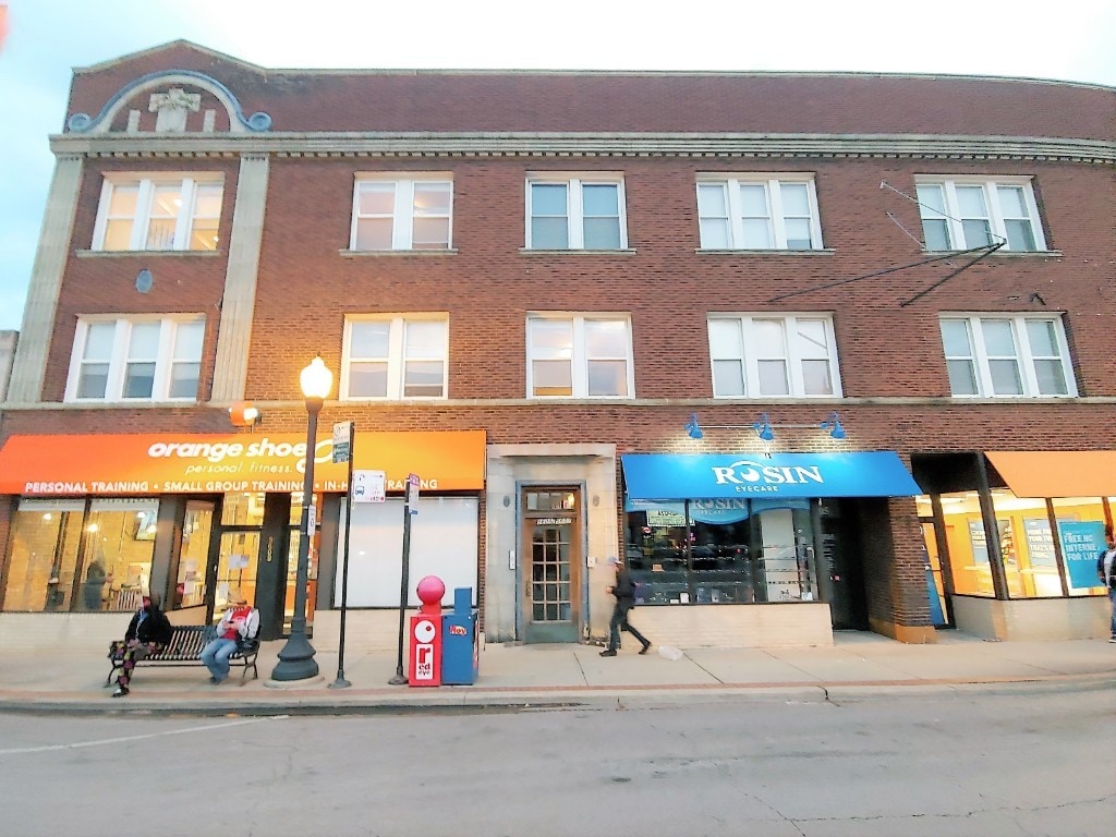 XXL Andersonville 2 Bedroom/2 Bath Condo Condo for Rent in Chicago