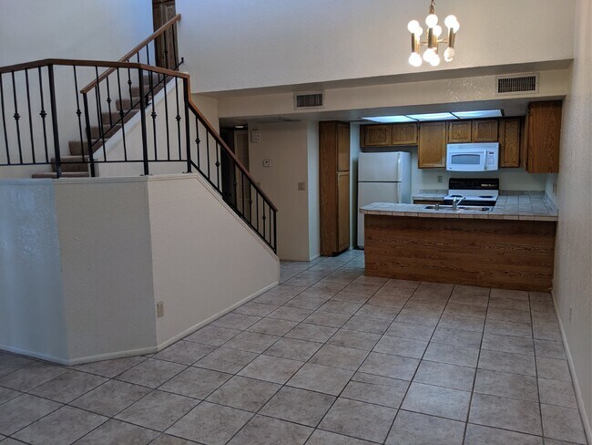 Foto del edificio - 3 Bedroom Home in Papago! Close to Tempe a...
