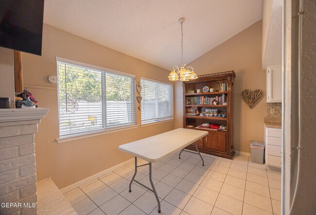 Foto del edificio - 2009 Bobby Jones Dr