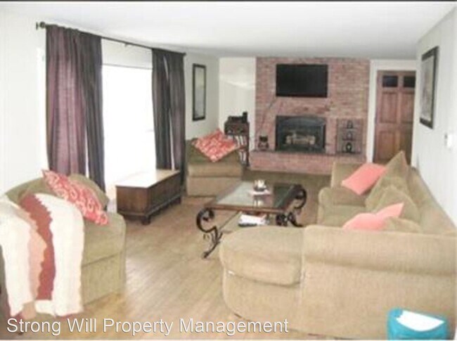 Building Photo - 3 br, 2 bath House - 1402 Hinesburg Road
