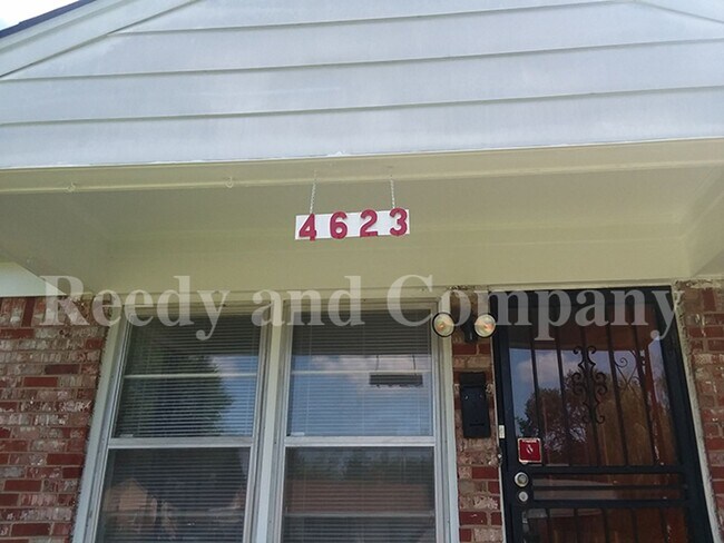 Foto del edificio - Elegance at its Finest