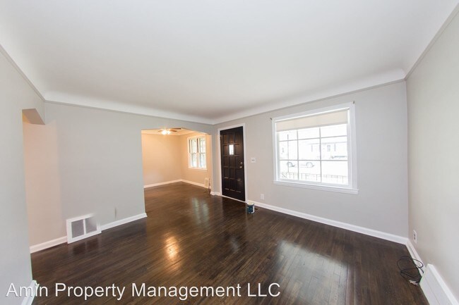Building Photo - 3 br, 1.5 bath House - 8093 Standard