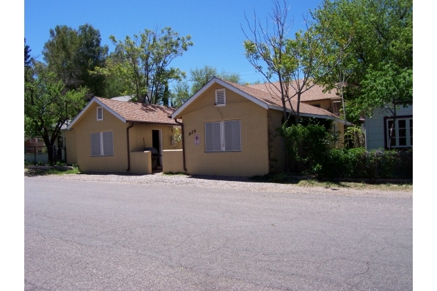 Building Photo - 107 E Pinal St