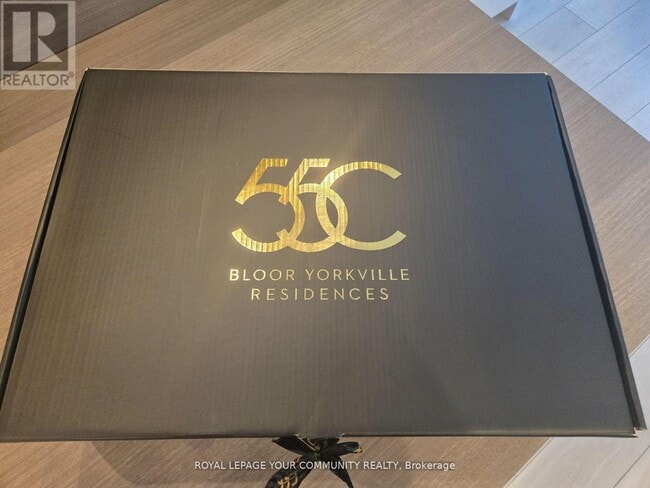 Photo du bâtiment - 55 Charles St E