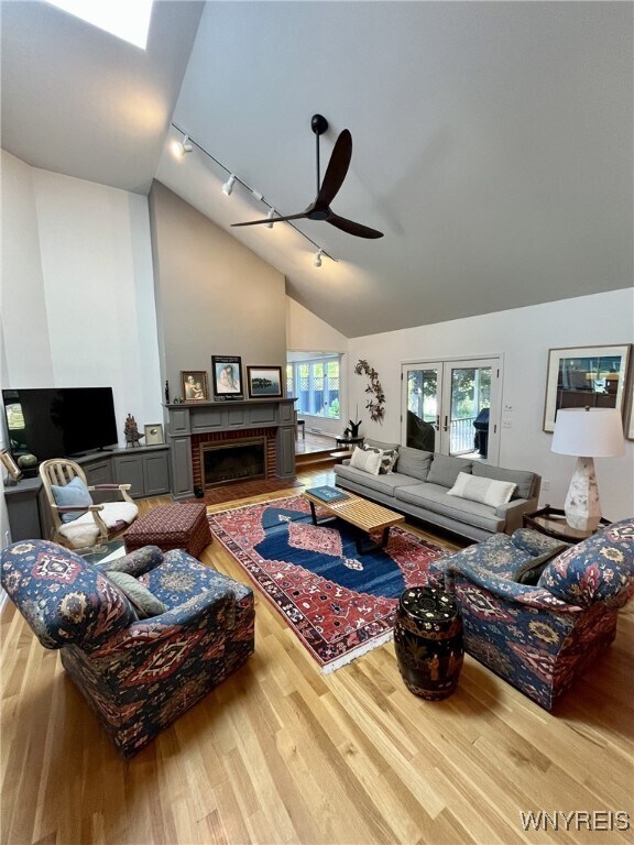 Foto del edificio - 219 Glenridge Rd