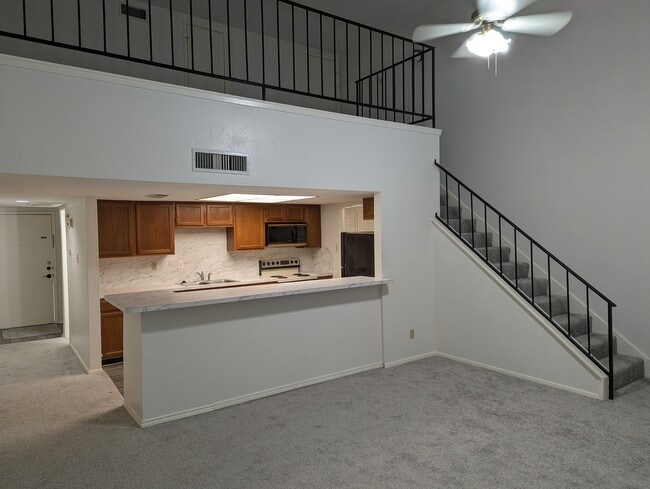 Building Photo - 14777 Wunderlich Dr
