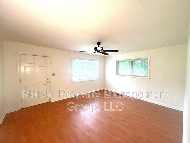 Building Photo - 3079 Marie Cir