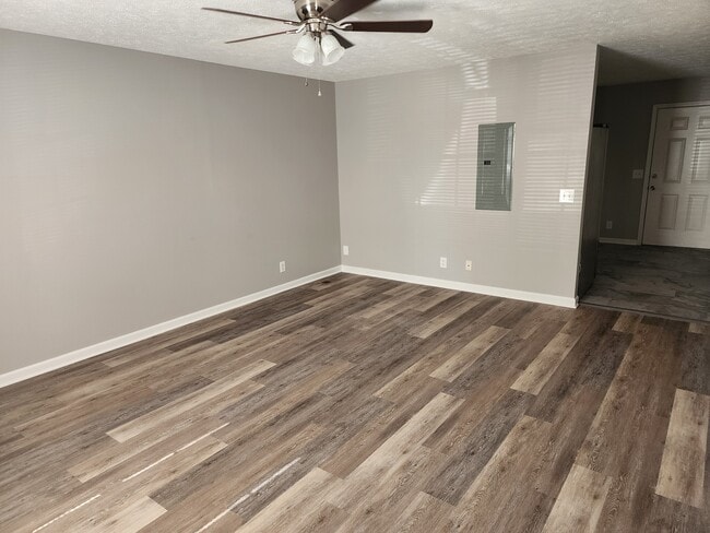 living room from entry way - 62 Jacoby Jamison Ln