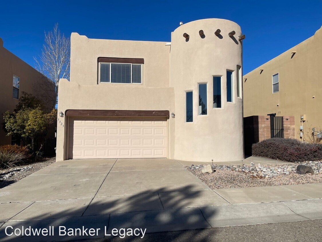Primary Photo - 3 br, 2 bath House - 7323 Via Contenta NE