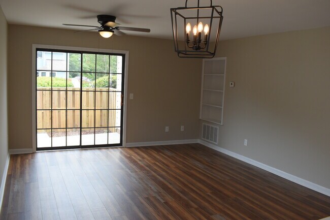 Foto del edificio - 1731 41st St