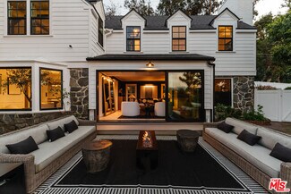 Building Photo - 3100 Coldwater Canyon Ave