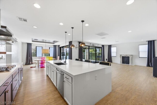 Foto del edificio - 9239 Beltana Ct