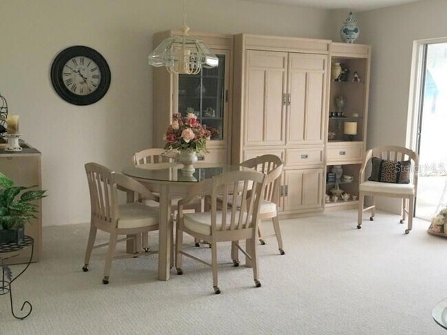 Foto del edificio - 3660 Ironwood Cir