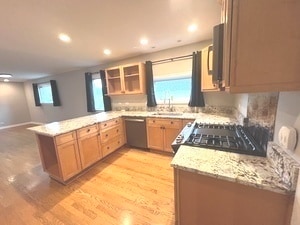 Foto del edificio - 556 Barton Ave