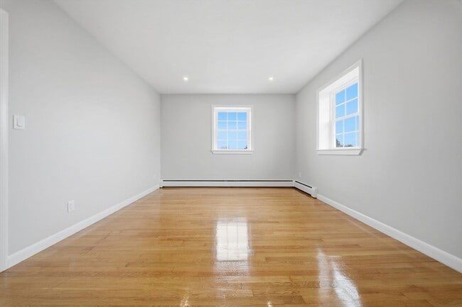 Photo - 11 Schubert St Apartment